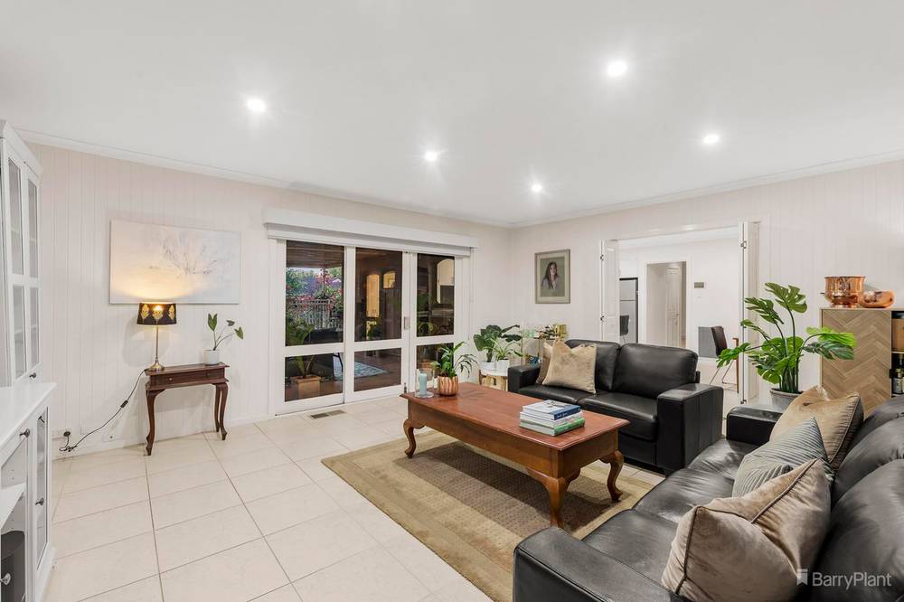 4 Pushkin Court, DONCASTER EAST, VIC 3109