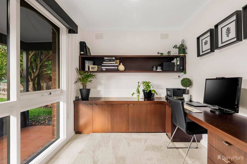 4 Pushkin Court, DONCASTER EAST, VIC 3109