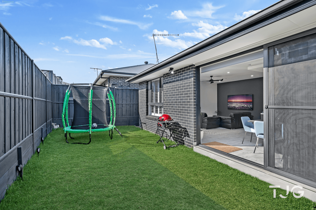 24 Camarero Street, BOX HILL, NSW 2765