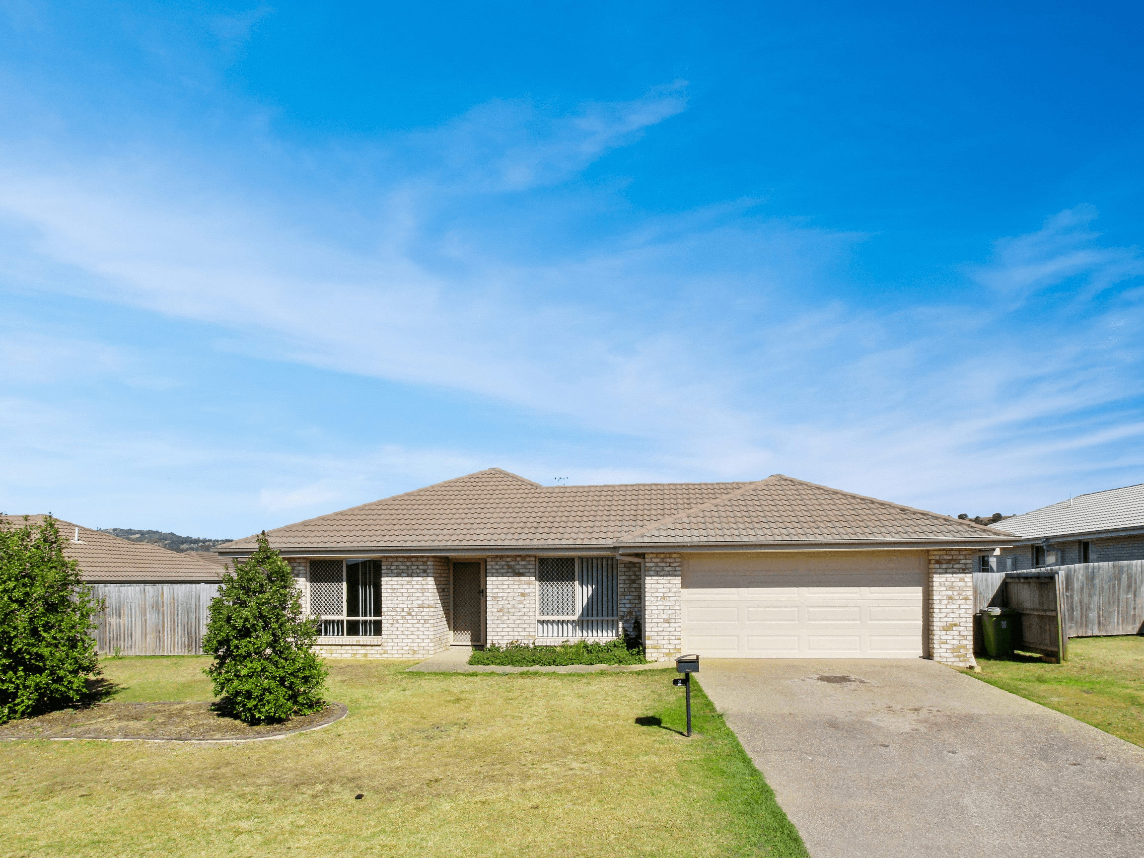 5 Harrier Place, LOWOOD, QLD 4311