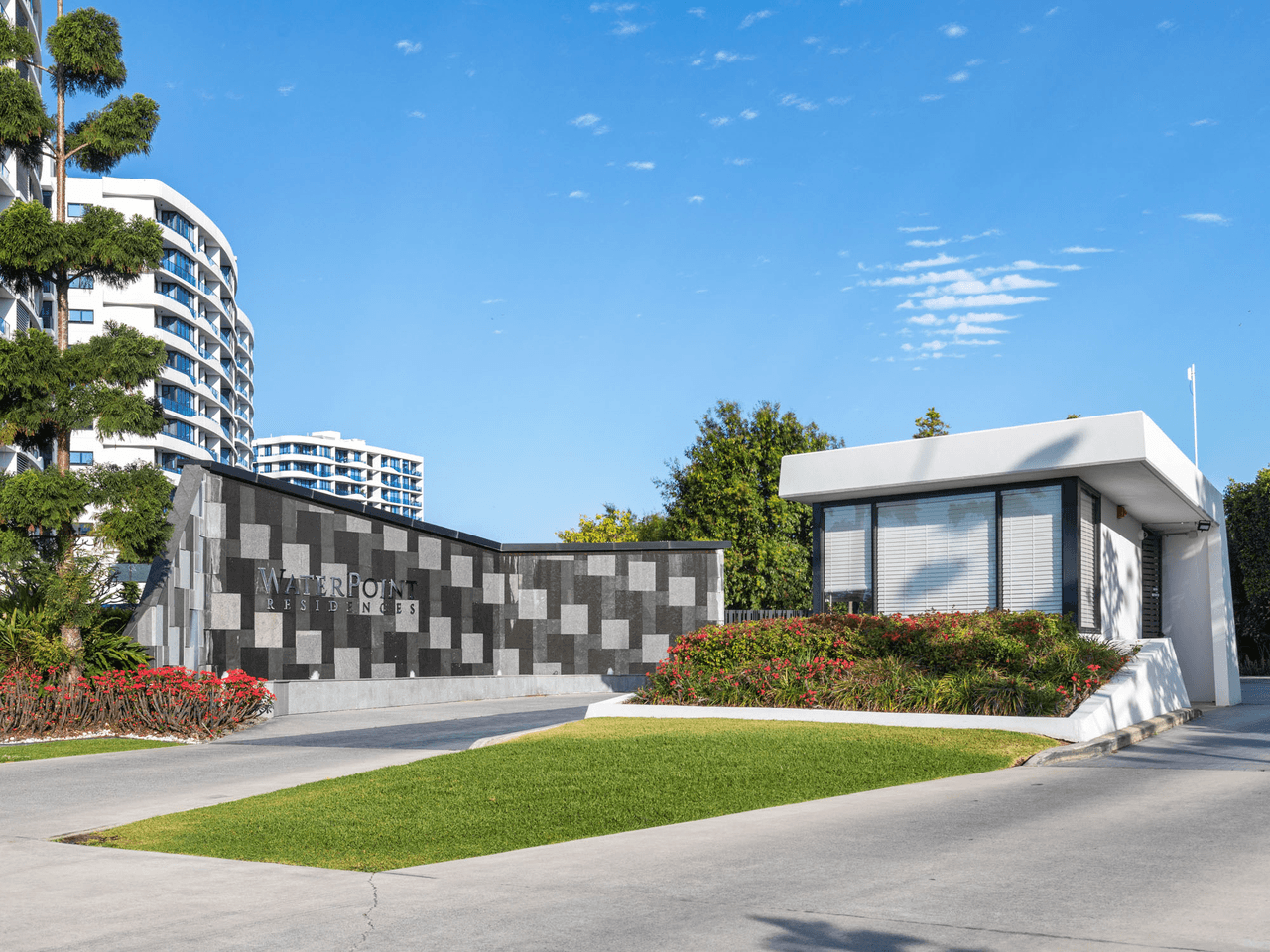 5105/5 Harbour Side Court, BIGGERA WATERS, QLD 4216