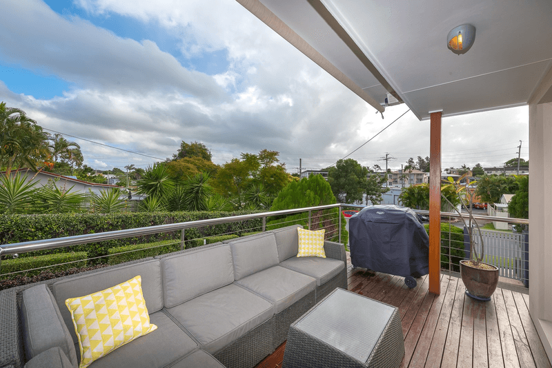 1/88 Falconer Street, SOUTHPORT, QLD 4215