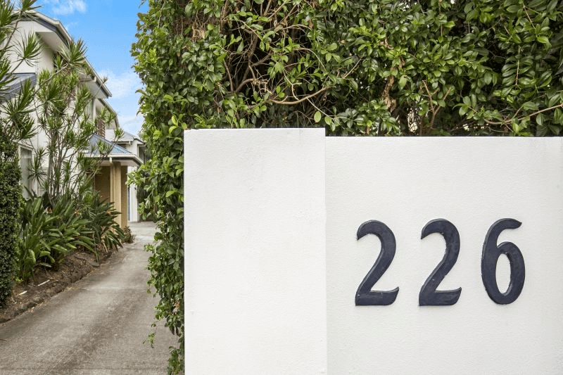 Unit 2/226 Queen Street, SOUTHPORT, QLD 4215