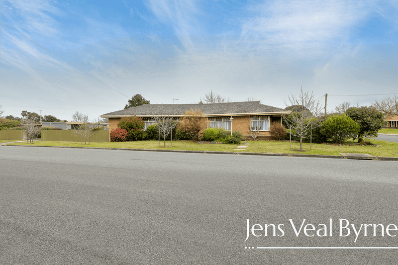 3 Cardwell Street, Alfredton, VIC 3350