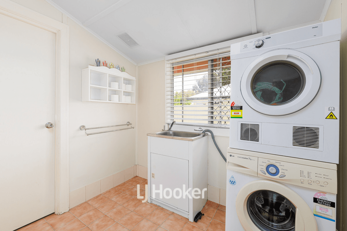 14 Frankel Street, Carey Park, WA 6230