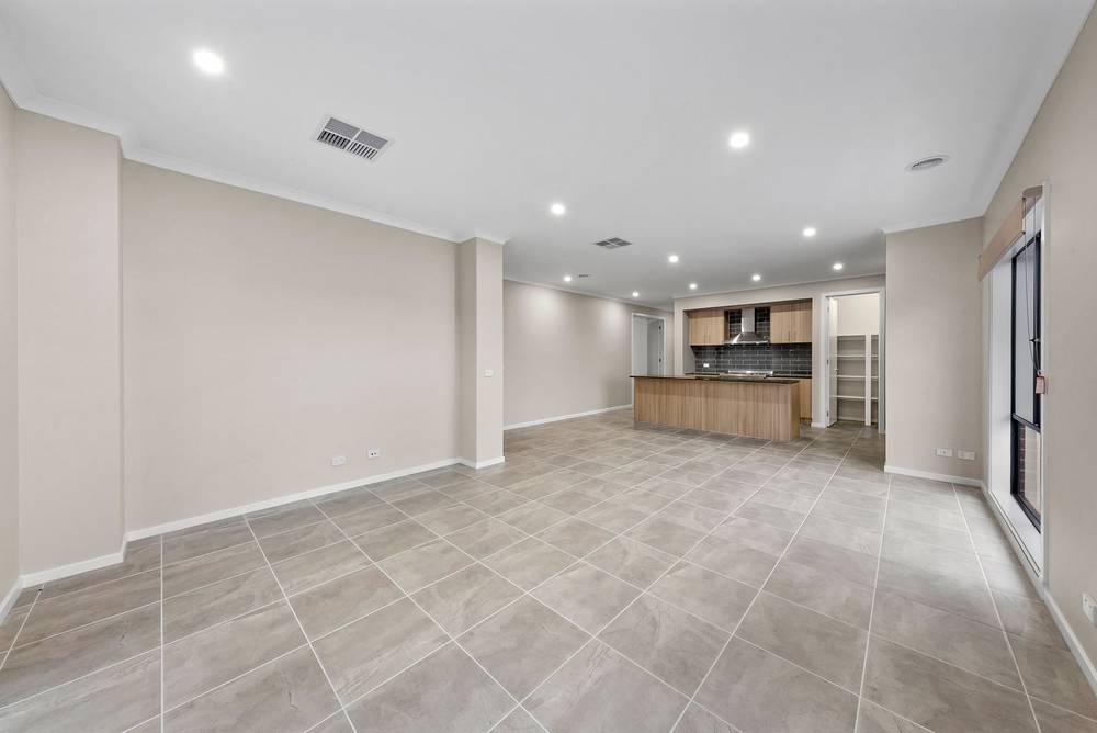 35 Emilia Circuit, Fraser Rise, VIC 3336
