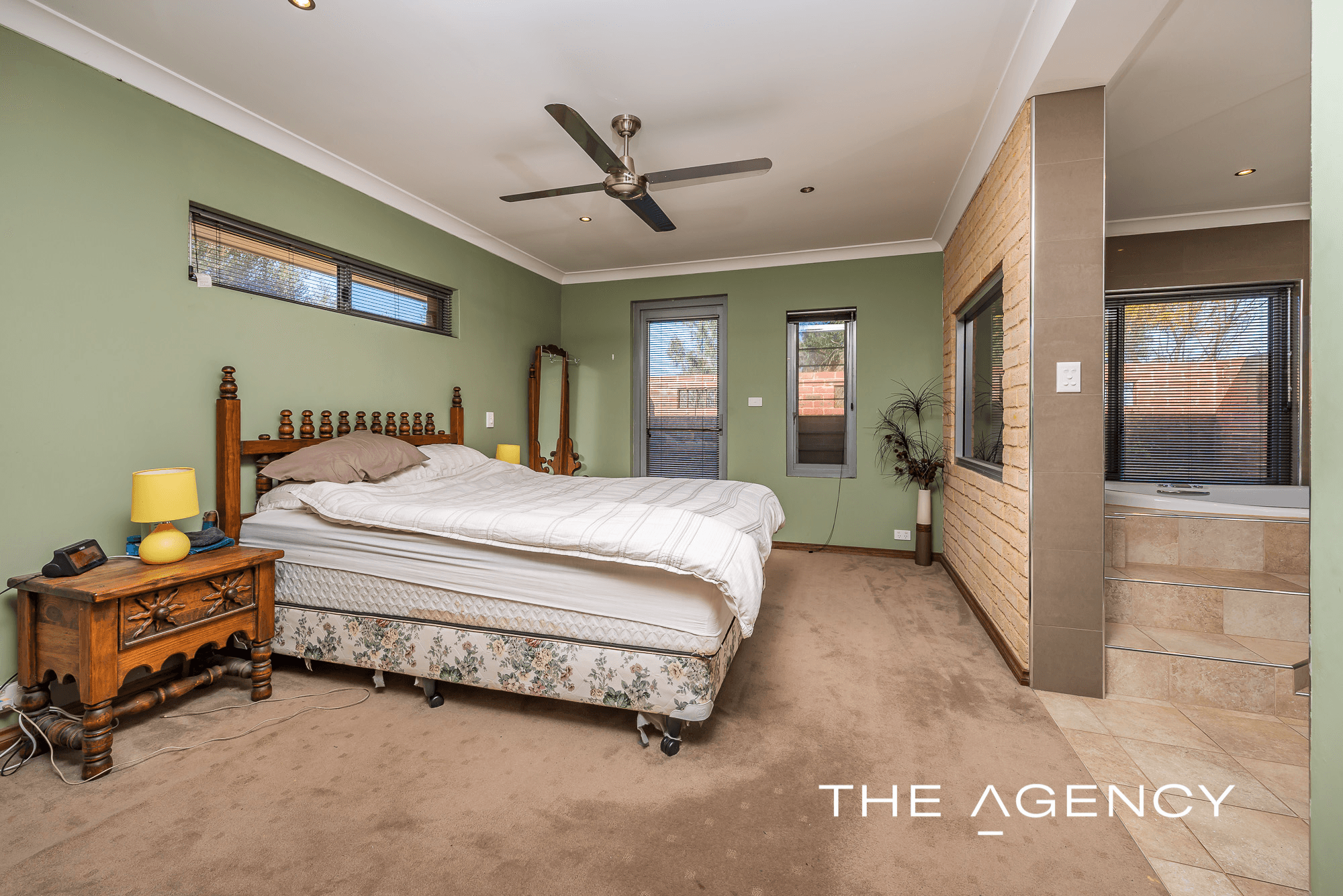 176 Woolly Bush Loop, Woodridge, WA 6041