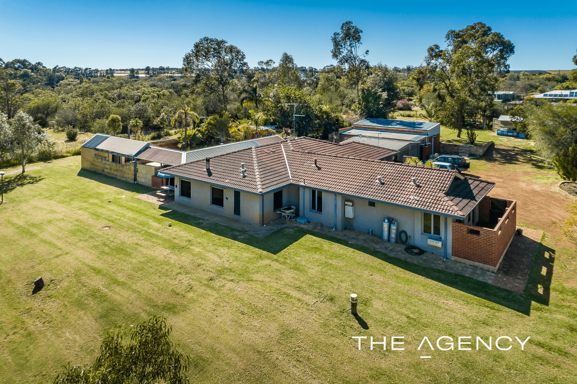 176 Woolly Bush Loop, Woodridge, WA 6041