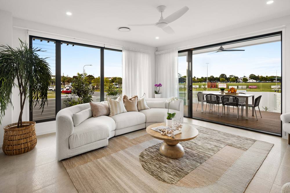 2 Spinebill Street, Burleigh Waters, QLD 4220