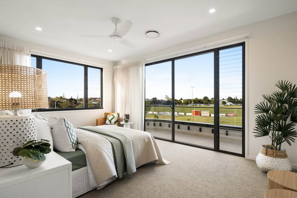 2 Spinebill Street, Burleigh Waters, QLD 4220