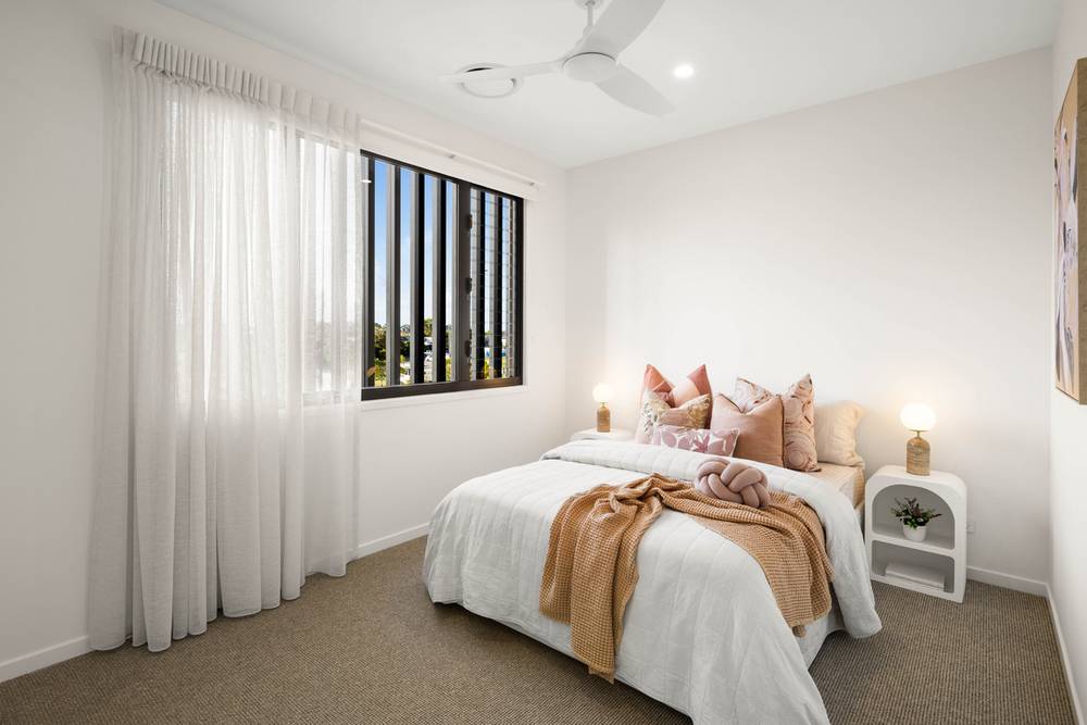 2 Spinebill Street, Burleigh Waters, QLD 4220