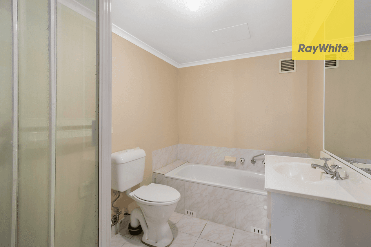 Flat 54/3 RIVER PARK DR, LIVERPOOL, NSW 2170