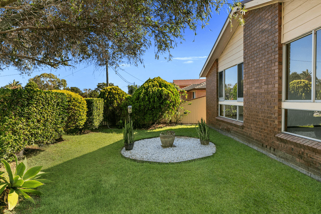 16 Kalani Street, BUDGEWOI, NSW 2262