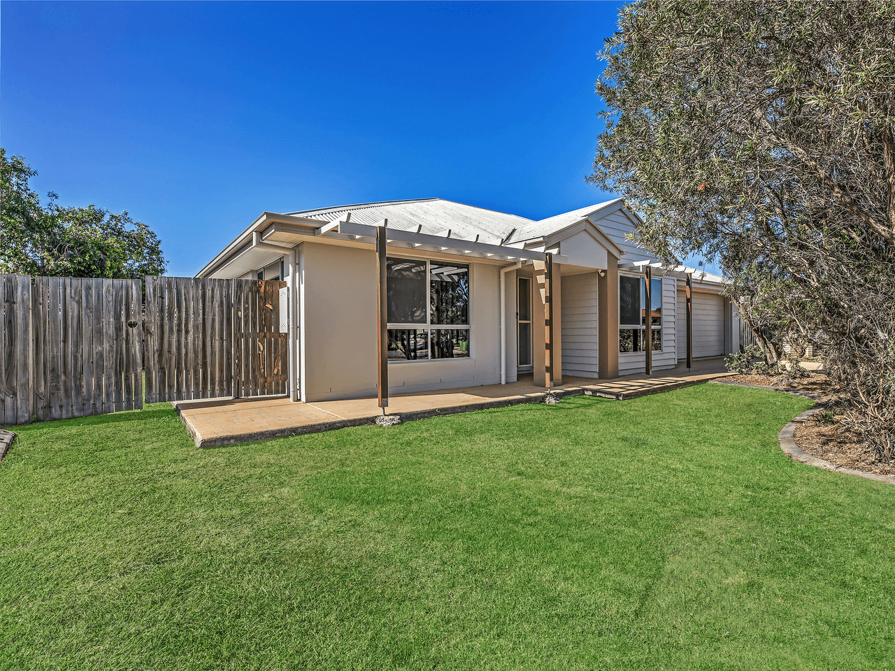 17 Heit Court, NORTH BOOVAL, QLD 4304