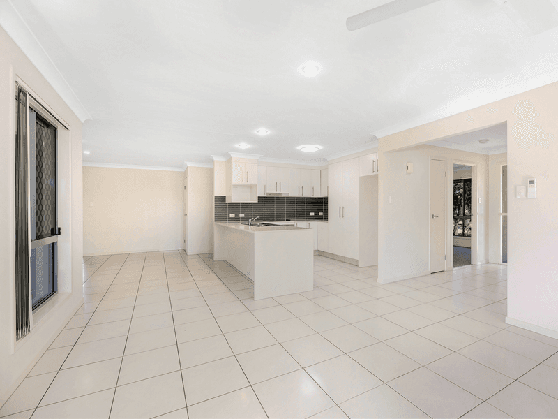 17 Heit Court, NORTH BOOVAL, QLD 4304