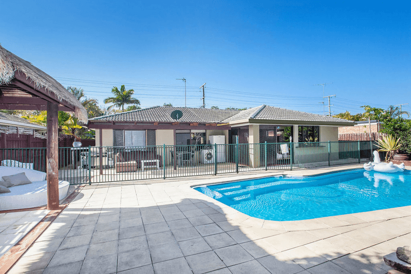 71 Cypress Drive, Broadbeach Waters, QLD 4218