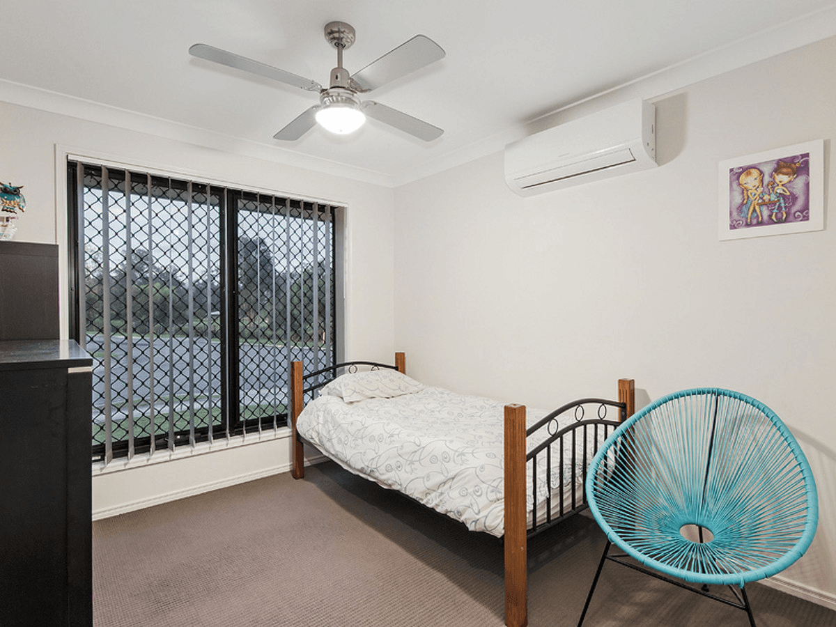 2 Kingsburgh Street, Raceview, QLD 4305