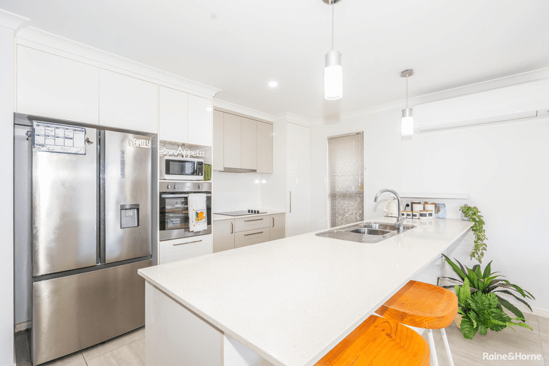 3B Bentley Way, URRAWEEN, QLD 4655