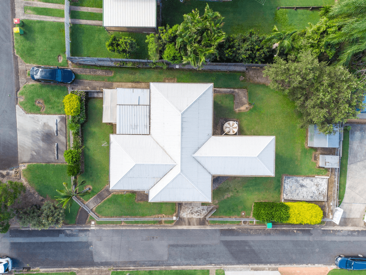 8 Raymond Street, NORTH IPSWICH, QLD 4305