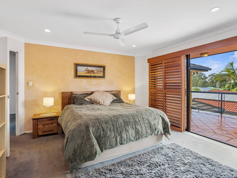 4 Paten Close, BIRKDALE, QLD 4159