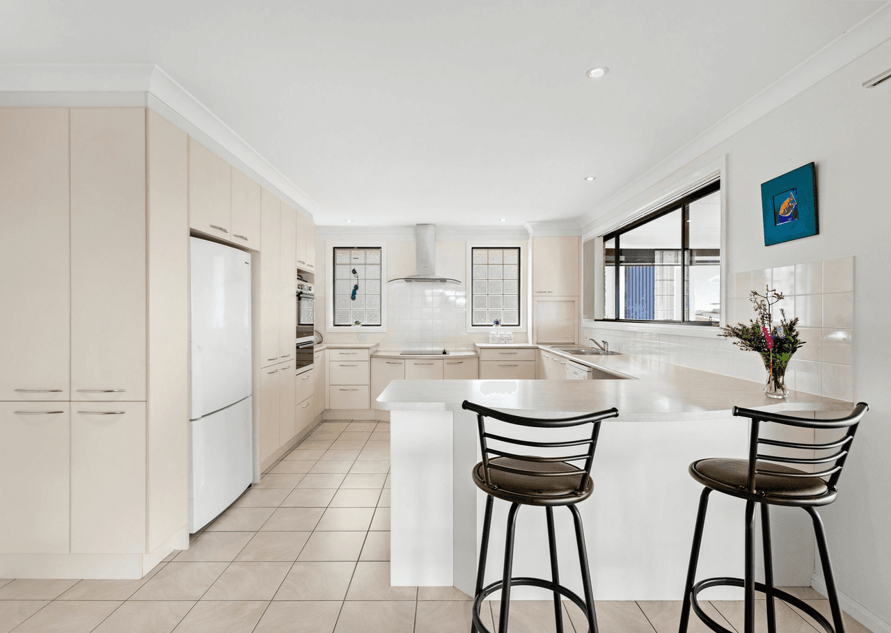 57 Coastal View Drive, TALLWOODS VILLAGE, NSW 2430