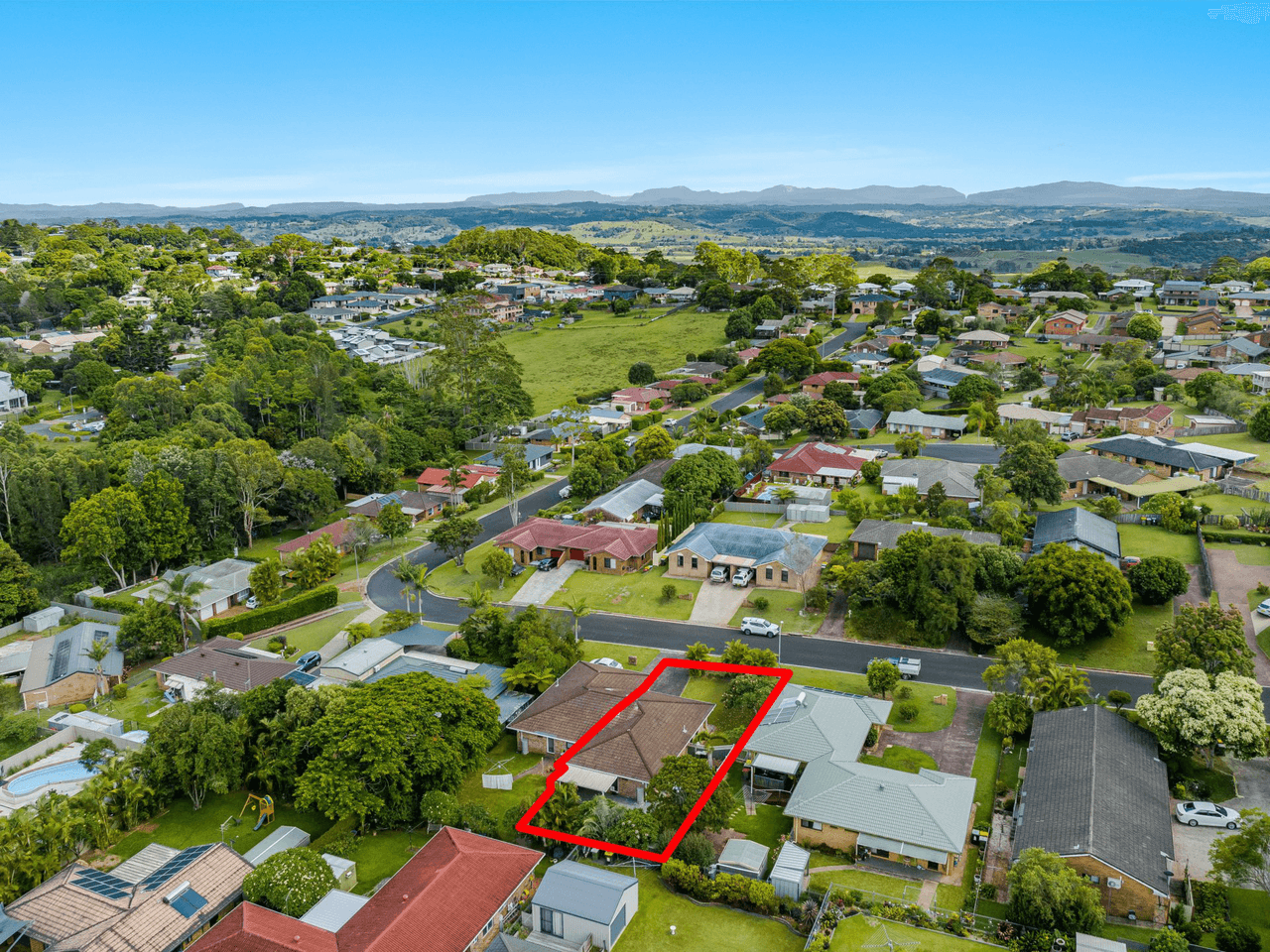 Unit 1/10 Graeme Avenue, GOONELLABAH, NSW 2480