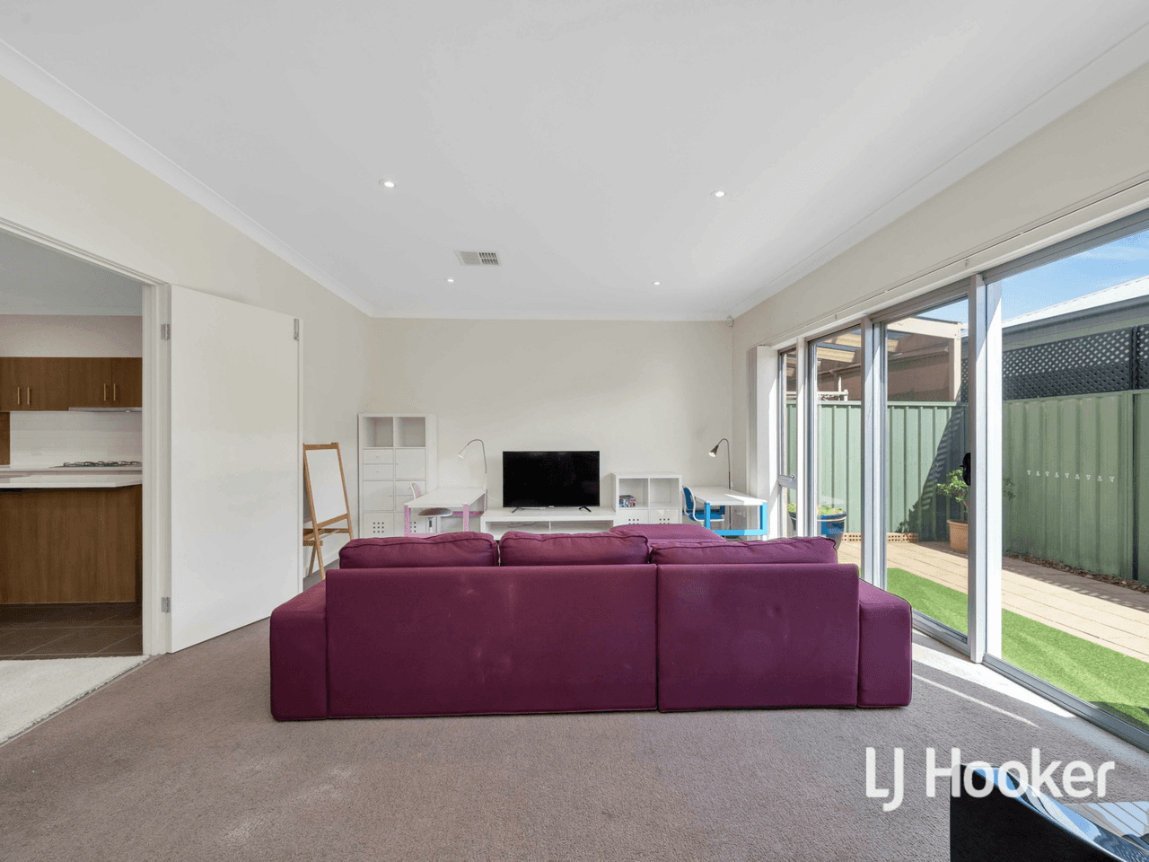 42 The Strand, MAWSON LAKES, SA 5095