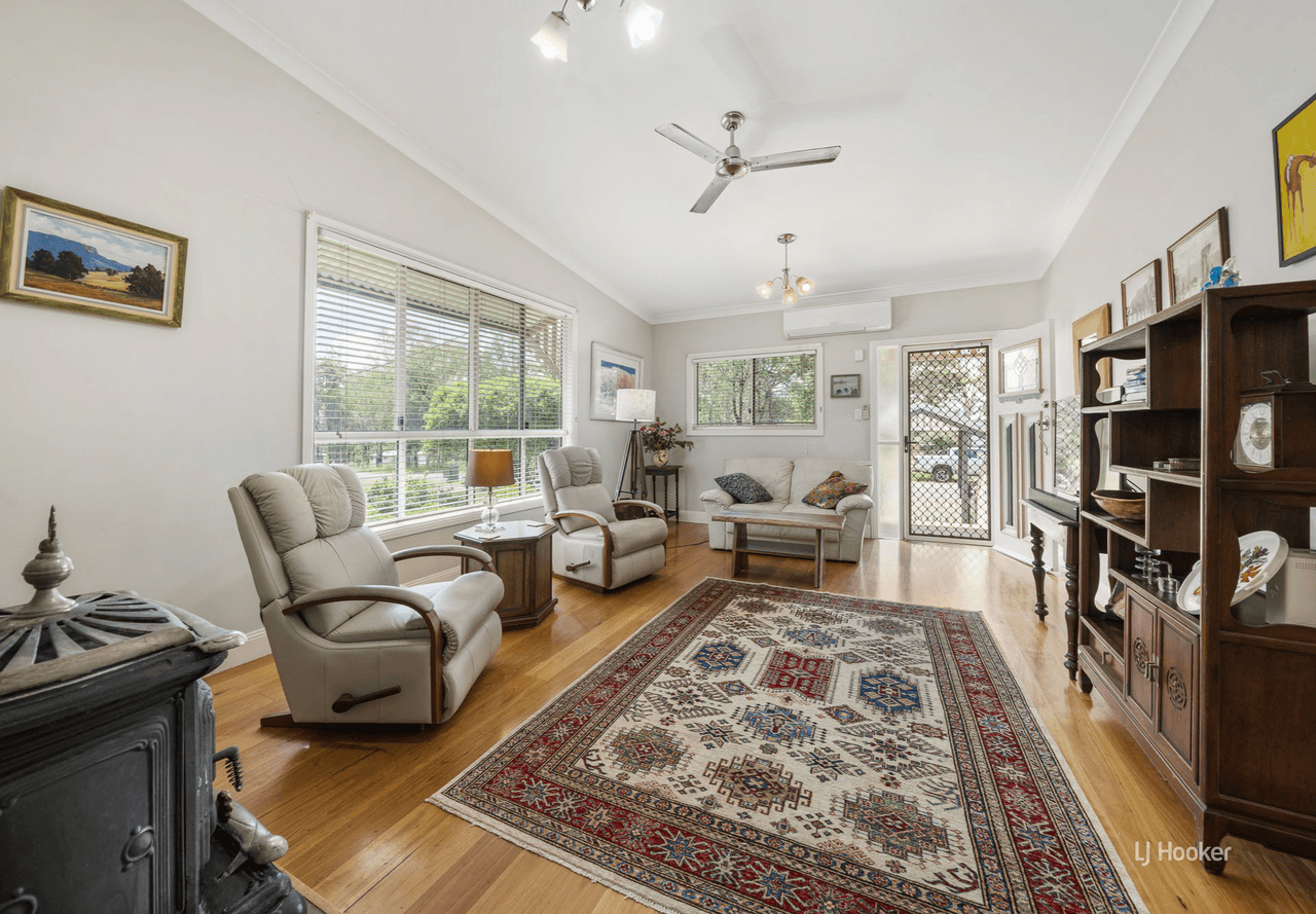 15 Edward Street, TOOGOOLAWAH, QLD 4313