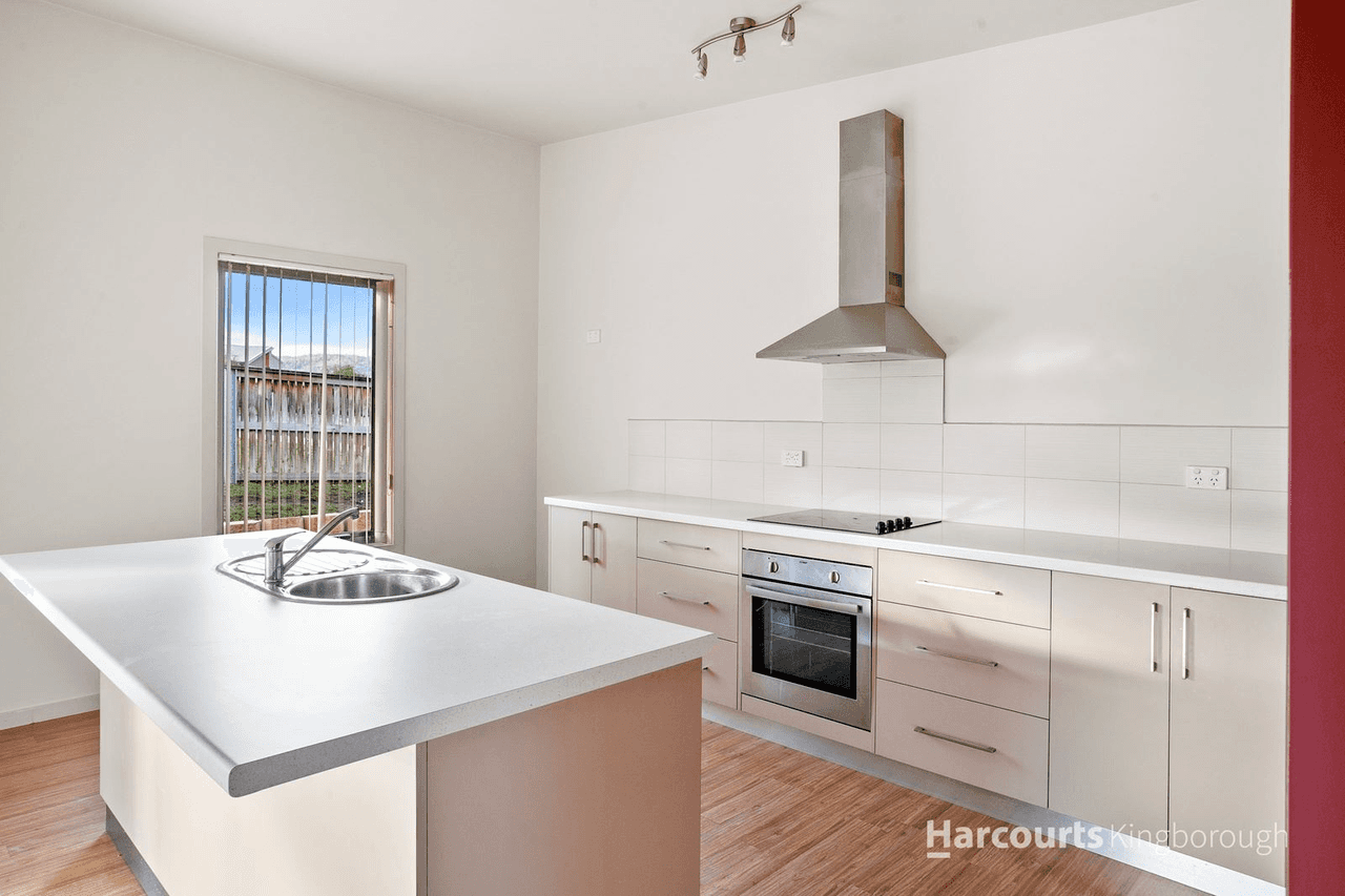 1/21 Ineke Drive, Kingston, TAS 7050