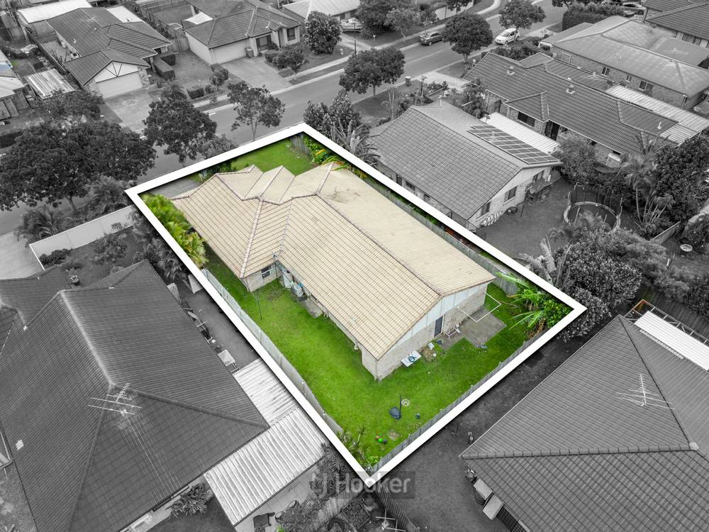 5 Wisdom Way, CRESTMEAD, QLD 4132