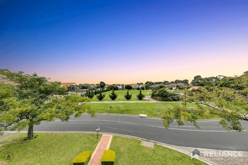 17 Springlake Avenue, Caroline Springs, VIC 3023