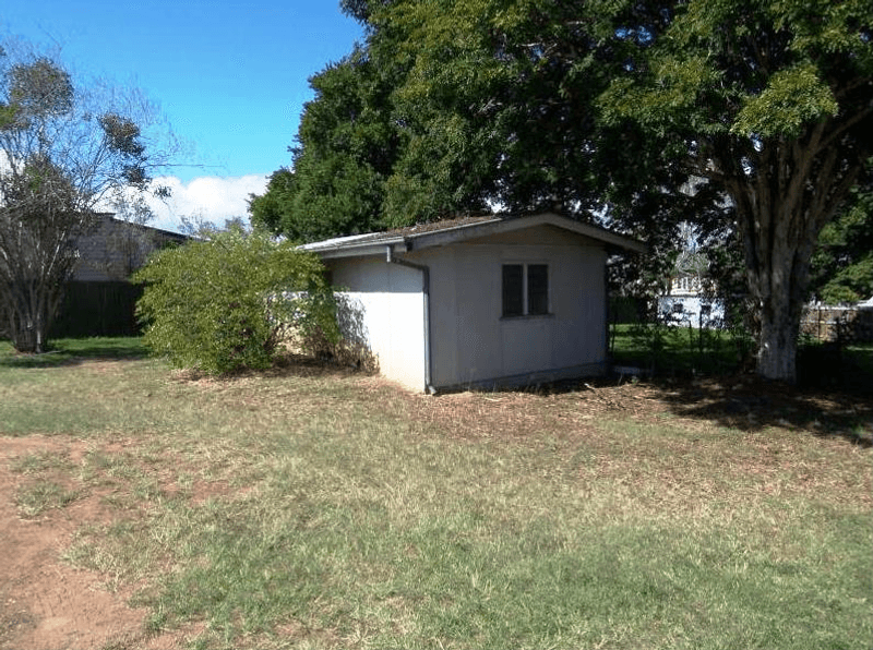 14 Queen Street, WALLOON, QLD 4306