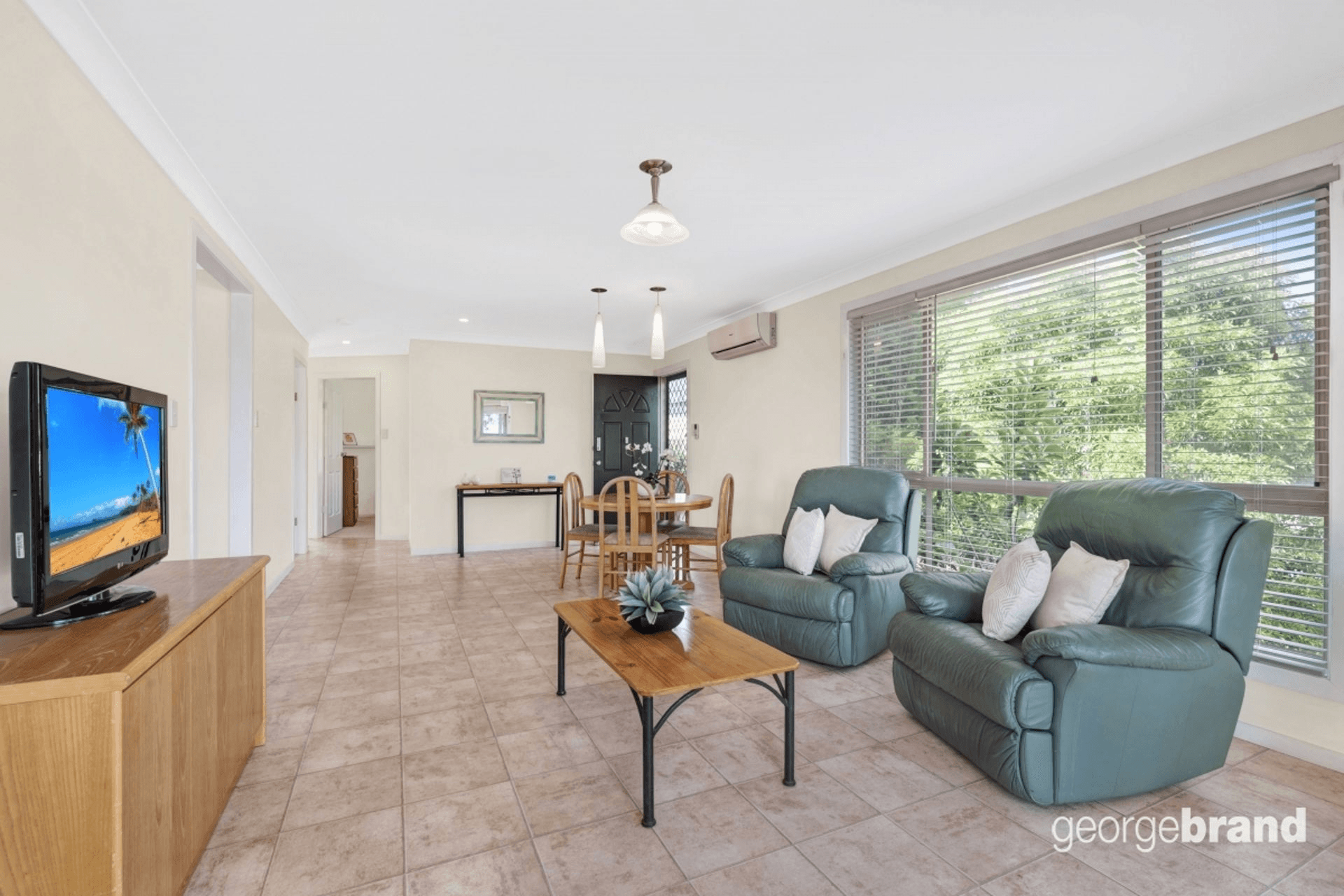 122 Brittania Drive, WATANOBBI, NSW 2259