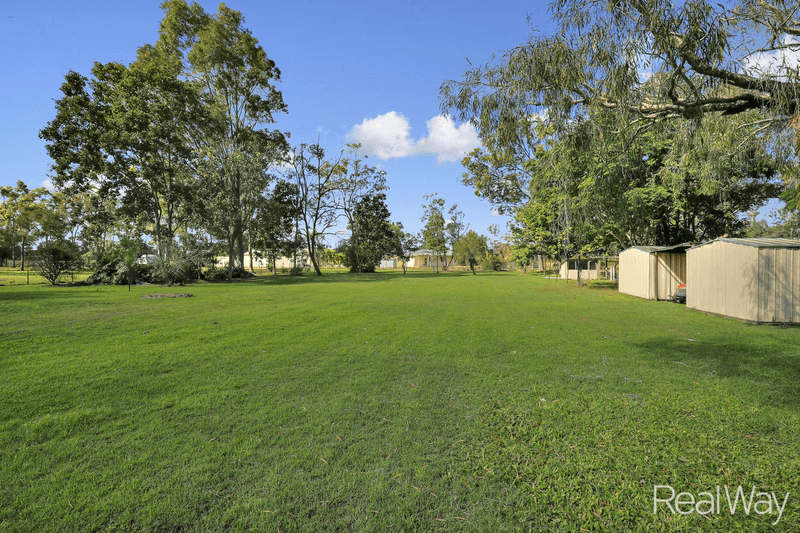 33 Park Royal Drive, Branyan, QLD 4670