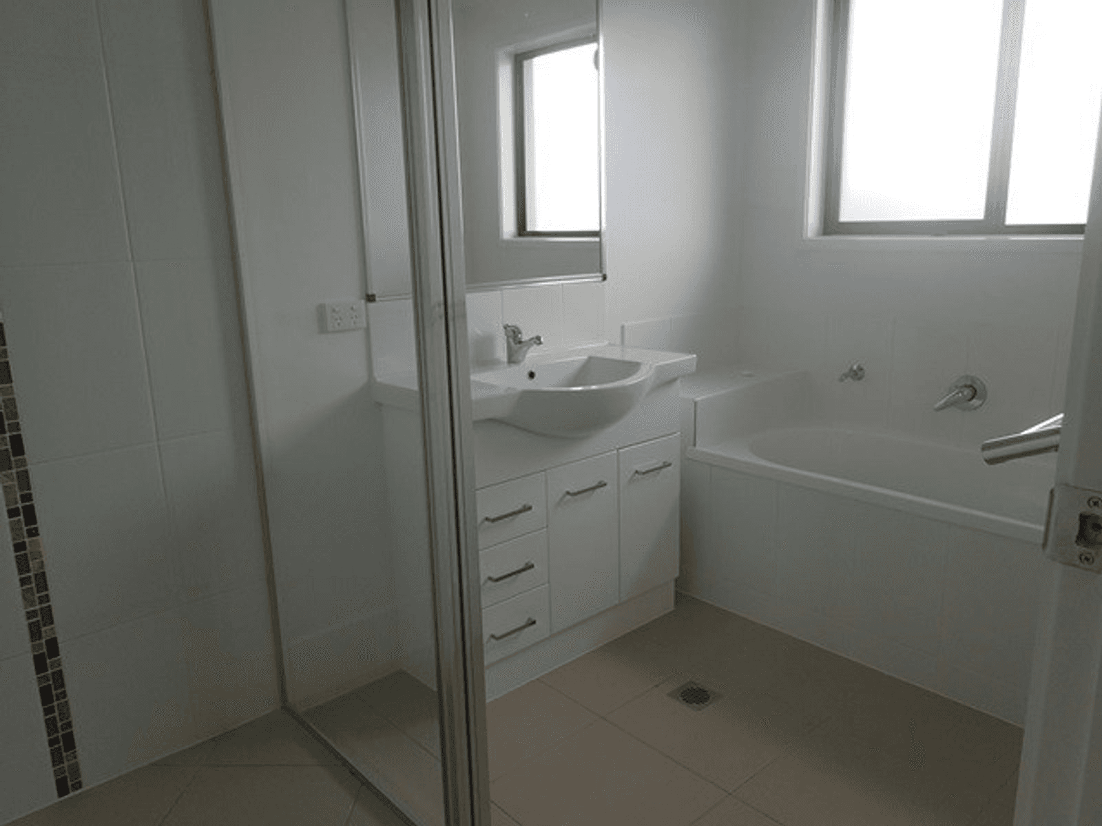 1/57 Primavera Boulevard, Beaconsfield, QLD 4740