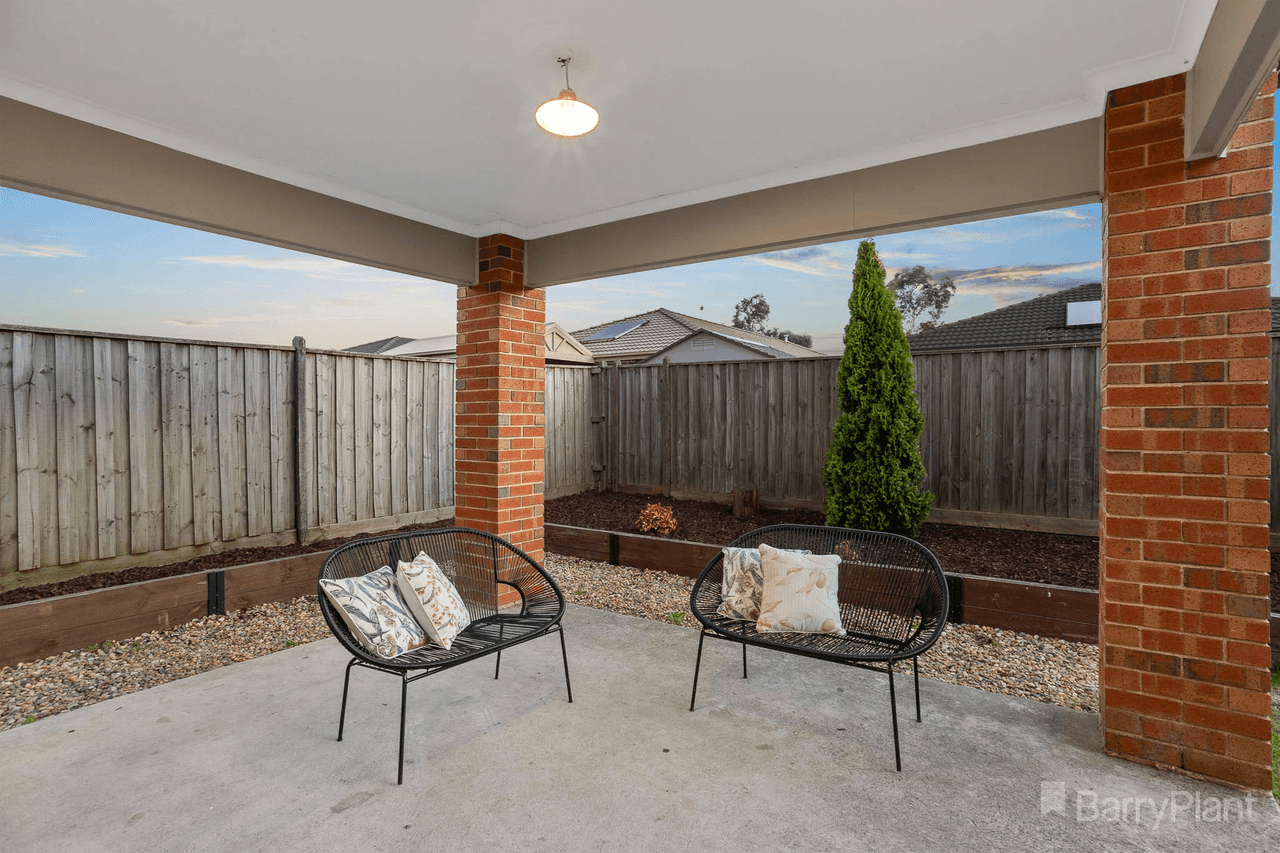 44 Glenelg Street, Clyde North, VIC 3978