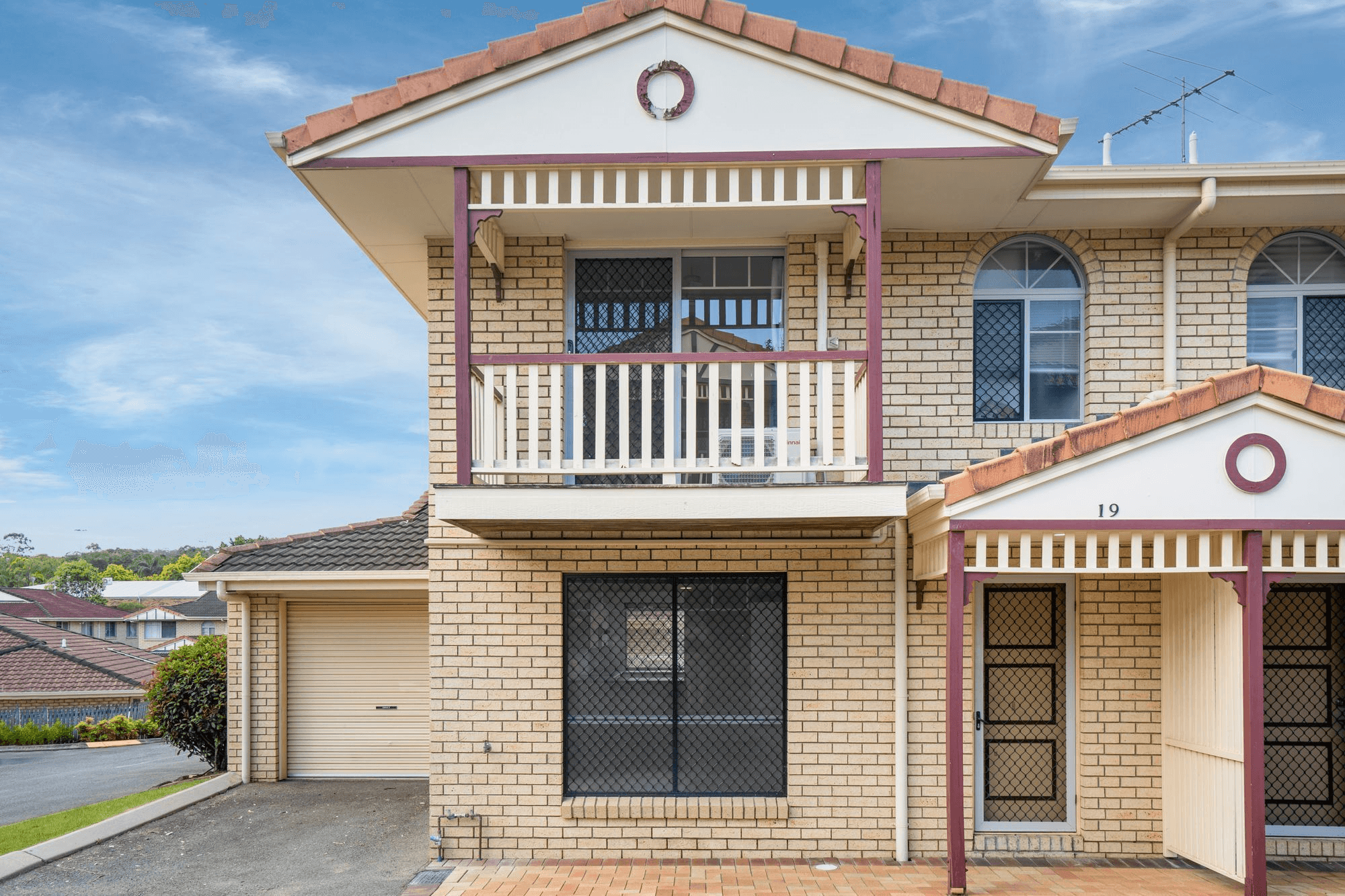 19/10 Lawrence Close, ROBERTSON, QLD 4109