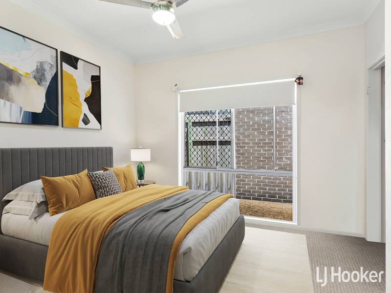 11 Chrysler Parade, NORTH LAKES, QLD 4509