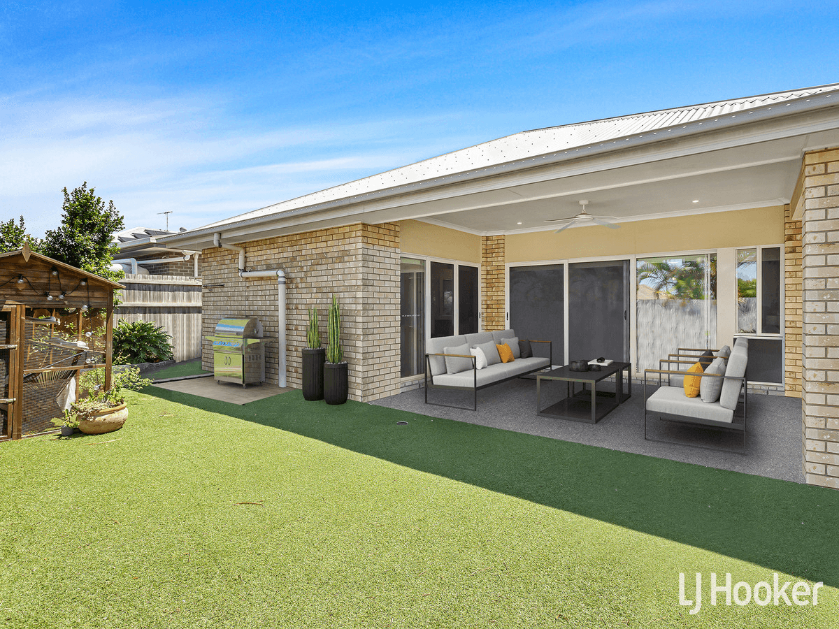 11 Chrysler Parade, NORTH LAKES, QLD 4509