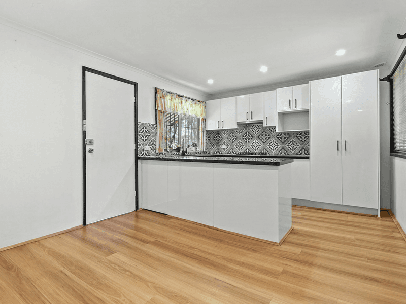 39 Styles Crescent, MINTO, NSW 2566