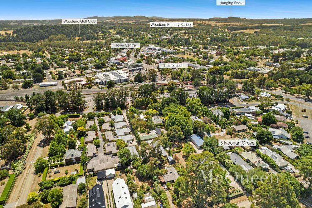 5 Noonan Grove, WOODEND, VIC 3442