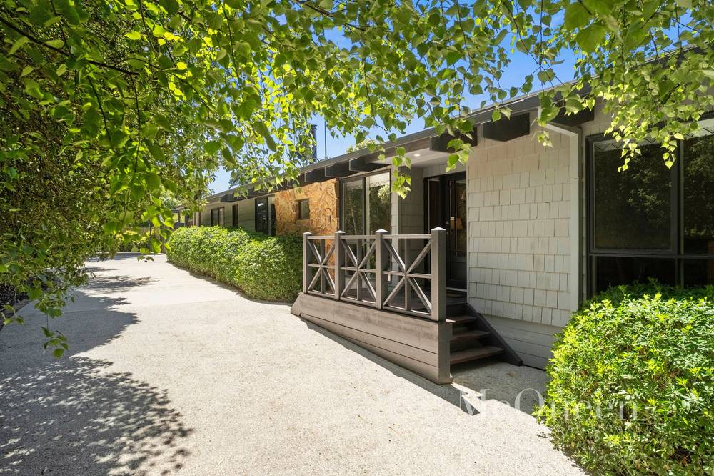 5 Noonan Grove, WOODEND, VIC 3442