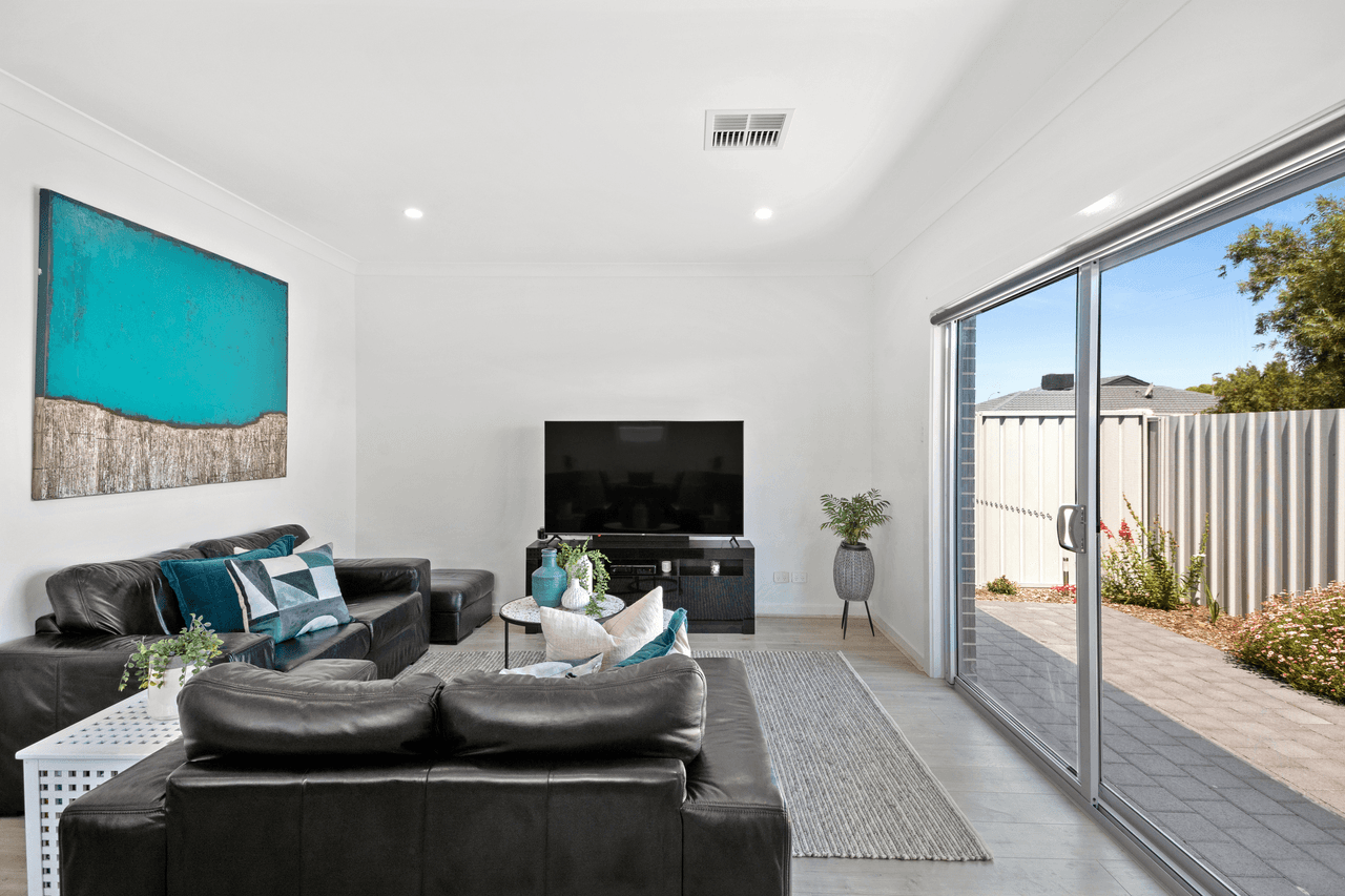 1a Burnett Crescent, SEMAPHORE PARK, SA 5019