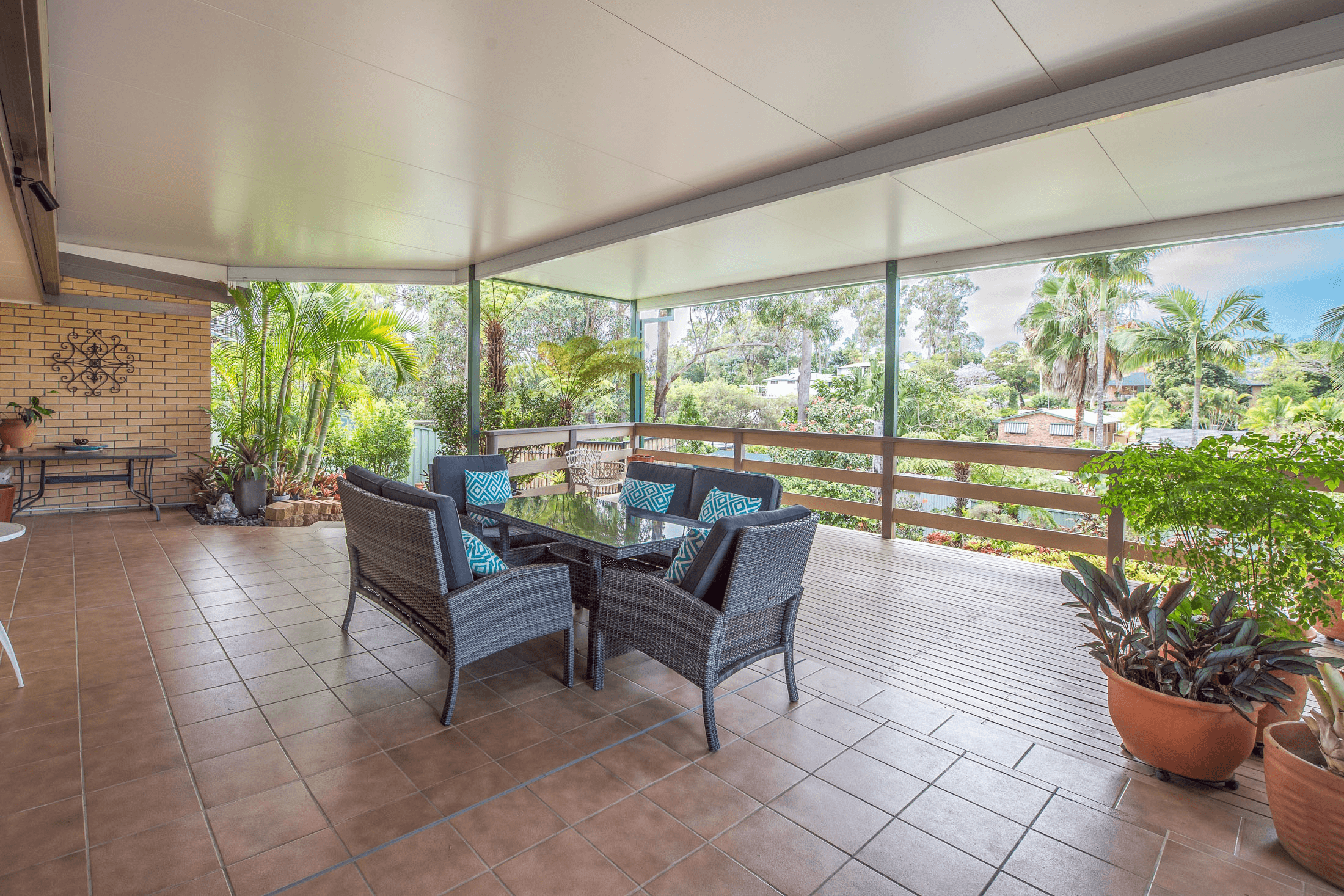 7 Jilpangi Crescent, Ashmore, QLD 4214