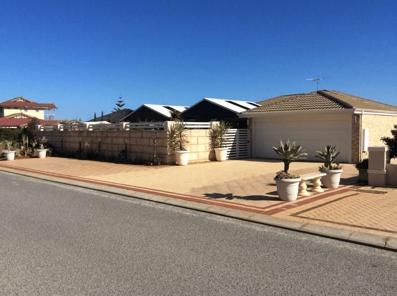 2 Jeddah Court, MINDARIE, WA 6030