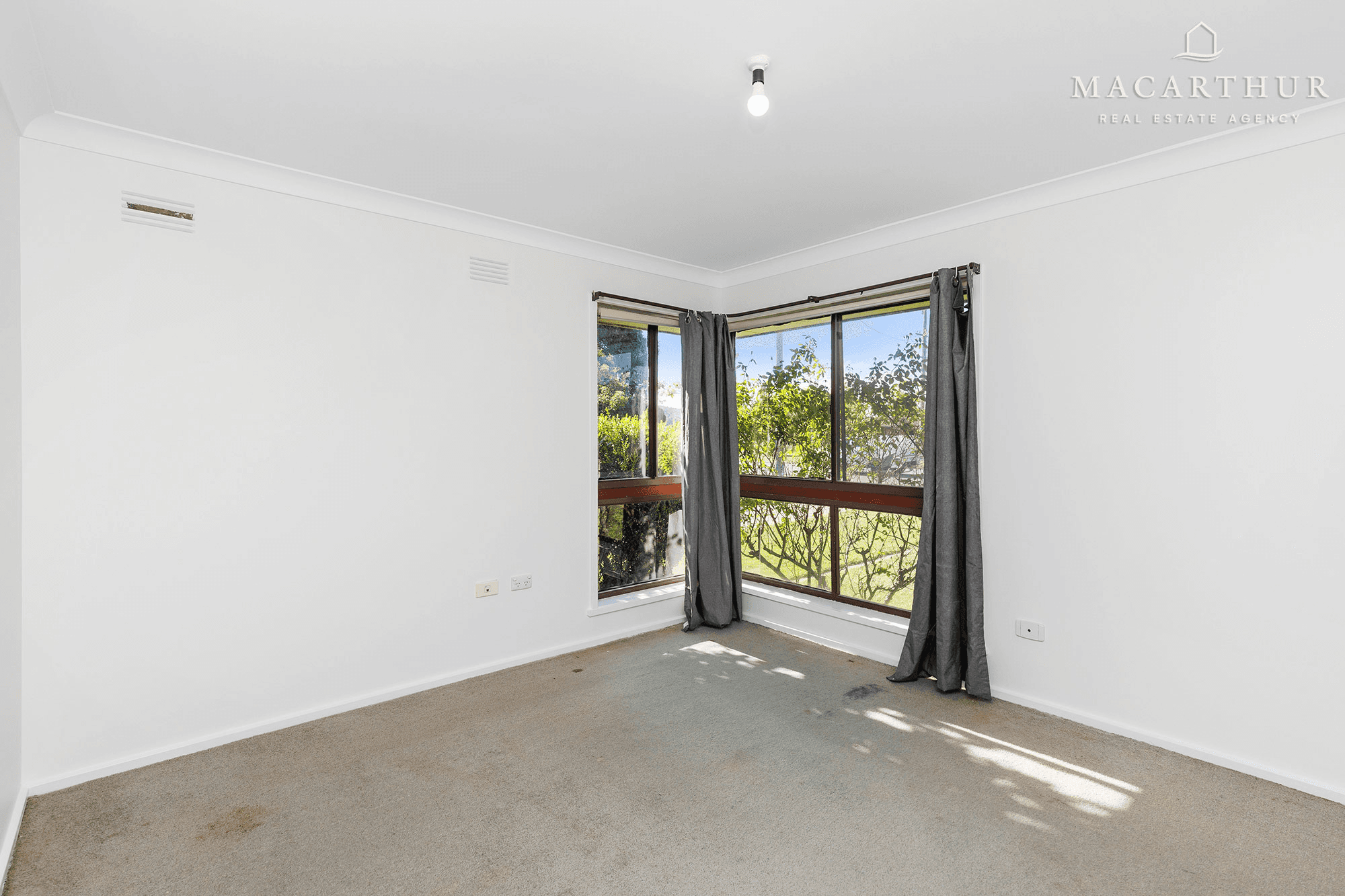444 Lake Albert Road, Lake Albert, NSW 2650