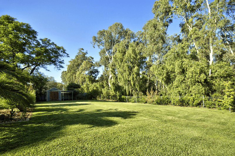 364 Victoria St, DENILIQUIN, NSW 2710