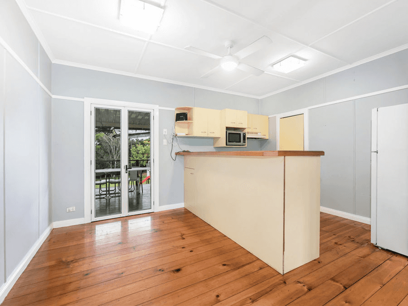 34 Alice Street, SILKSTONE, QLD 4304