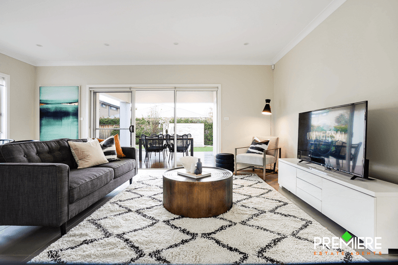 19 Halifax Way, Gledswood Hills, NSW 2557