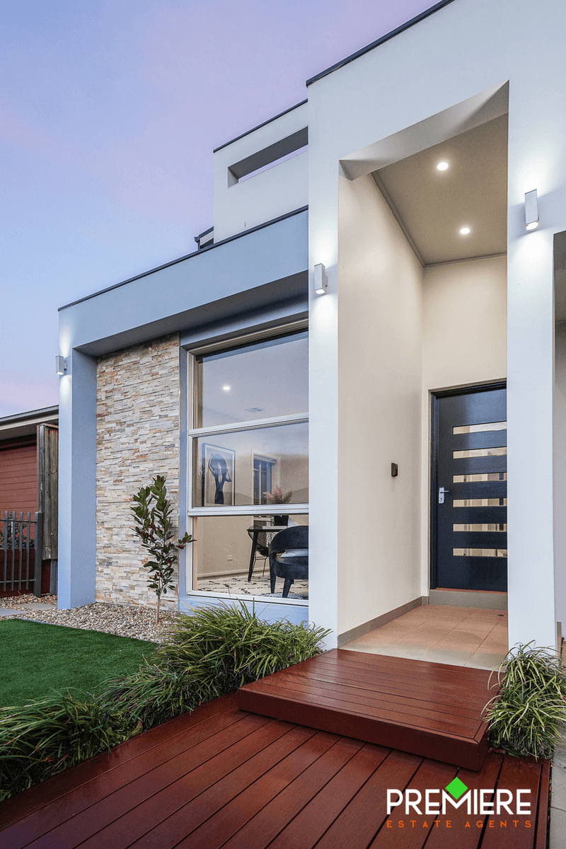 19 Halifax Way, Gledswood Hills, NSW 2557